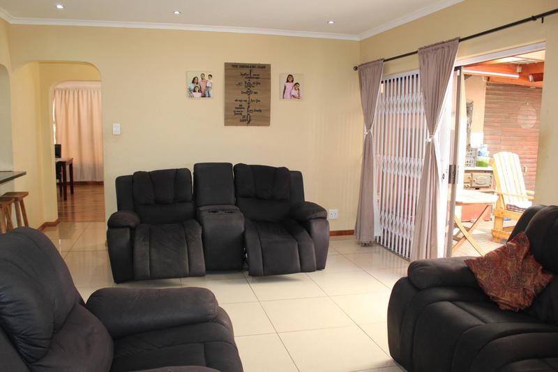 3 Bedroom Property for Sale in Glen Lilly Western Cape